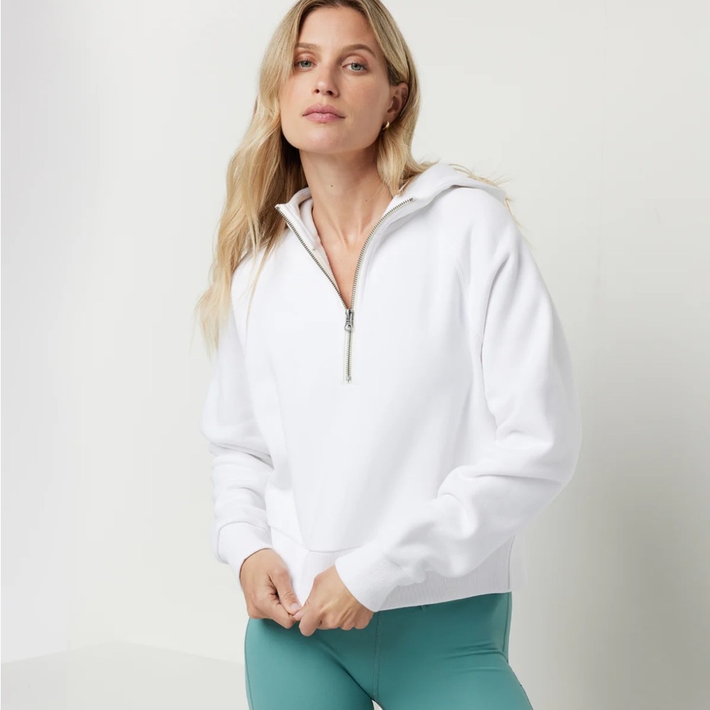 Vuori Restore half zip hoodie size Medium